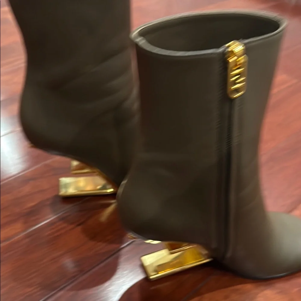 Fendi Brown and Gold Heeled Boots with Sculptural Design - Picture 9 of 11